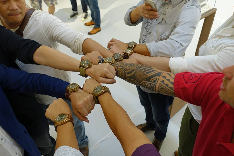 Another Bronzo group shot